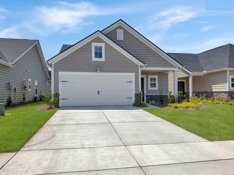 1027 Sagegrass St, Summerville, SC 29485