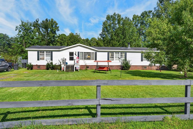 242 Cady Dr, Summerville, SC 29483