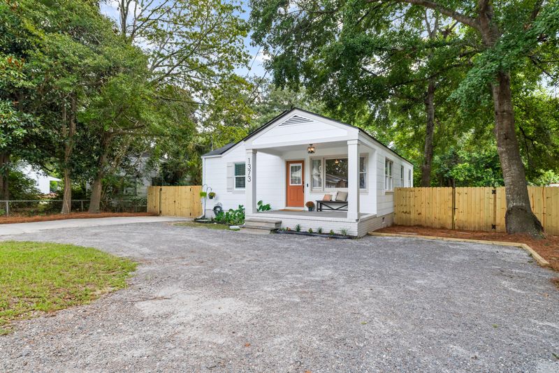 1373 Sumner Ave, North Charleston, SC 29406