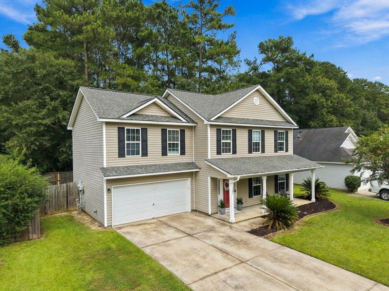 187 Blackstone Dr, Moncks Corner, SC 29461