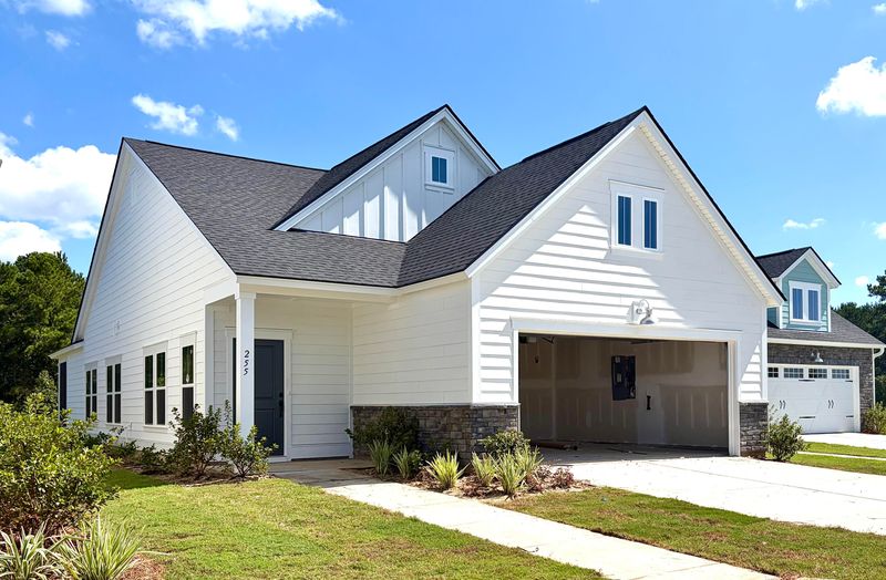 255 Captain Kidd Ct, Summerville, SC 29486