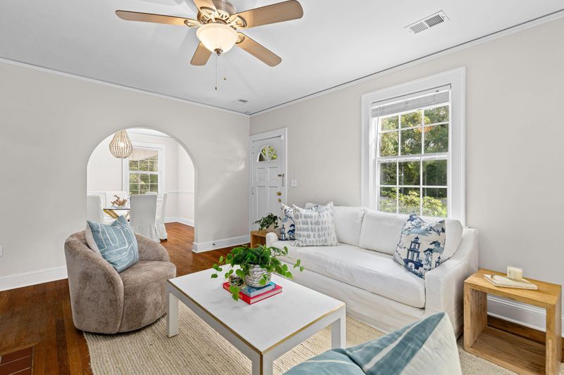 1782 Harrison Ave, Charleston, SC 29407