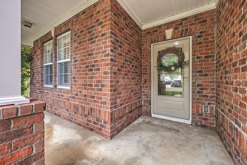 411 Glenmore Dr, Moncks Corner, SC 29461