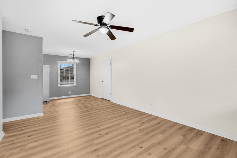 434 Clarine Dr, Goose Creek, SC 29445