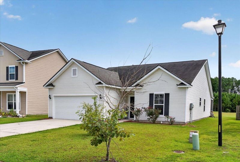 454 Sanctuary Park Dr, Summerville, SC 29486