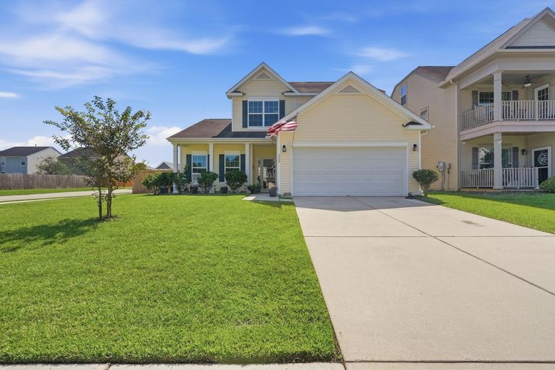 222 Weeping Cypress Dr, Moncks Corner, SC 29461