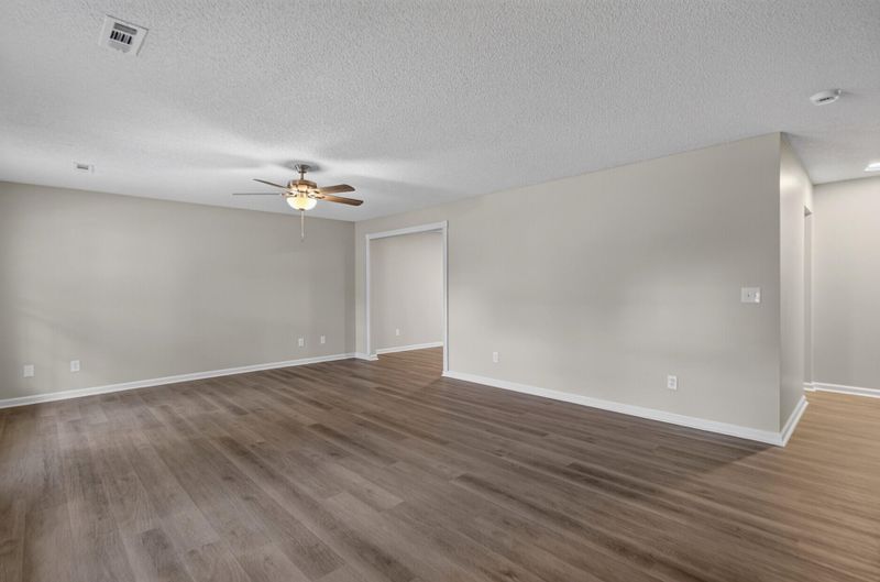 149 Trickle Dr, Summerville, SC 29483