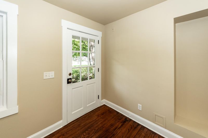 1126 Pauline Ave, Charleston, SC 29412