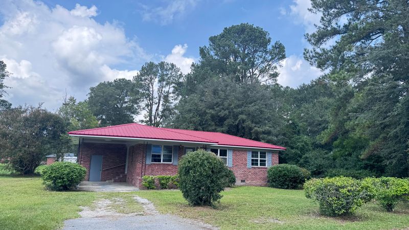 121 Franklin St, Walterboro, SC 29488