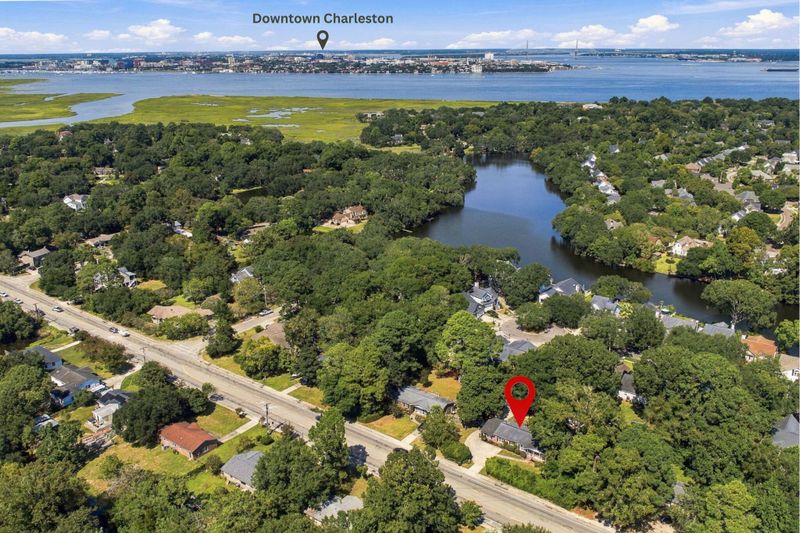 1052 Harbor View Rd, Charleston, SC 29412