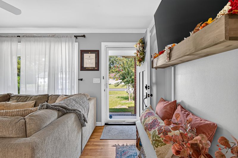 2729 Mona Ave, Charleston, SC 29414