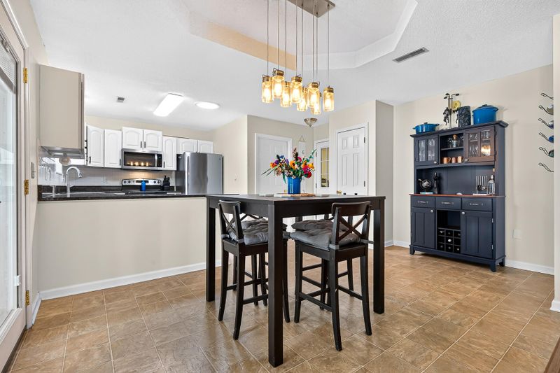 120 Danzid Dr, Summerville, SC 29483