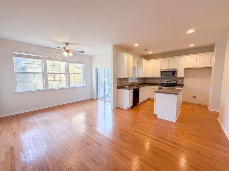 9004 Parlor Dr, Ladson, SC 29456