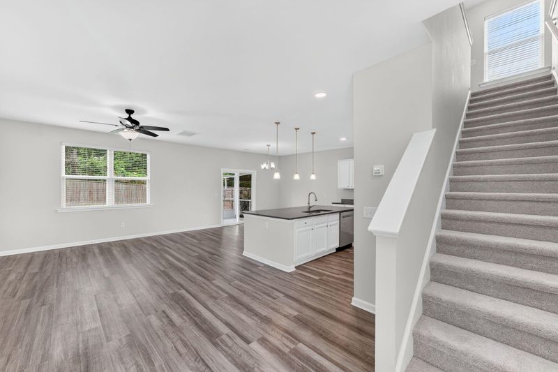 9674 Roseberry St, Ladson, SC 29456