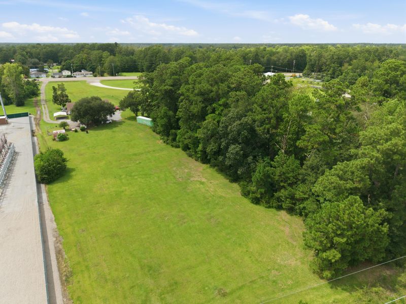 1922 S Live Oak Dr, Moncks Corner, SC 29461