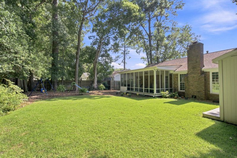 336 Canterbury Rd, Charleston, SC 29407