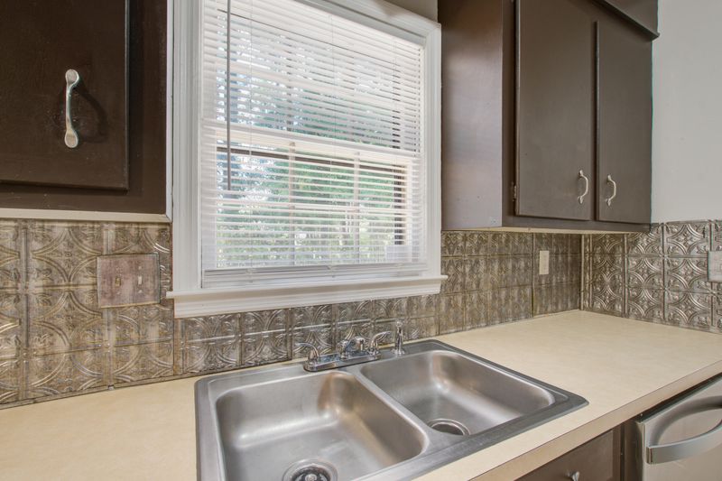 106 Kirk Ct, Summerville, SC 29486