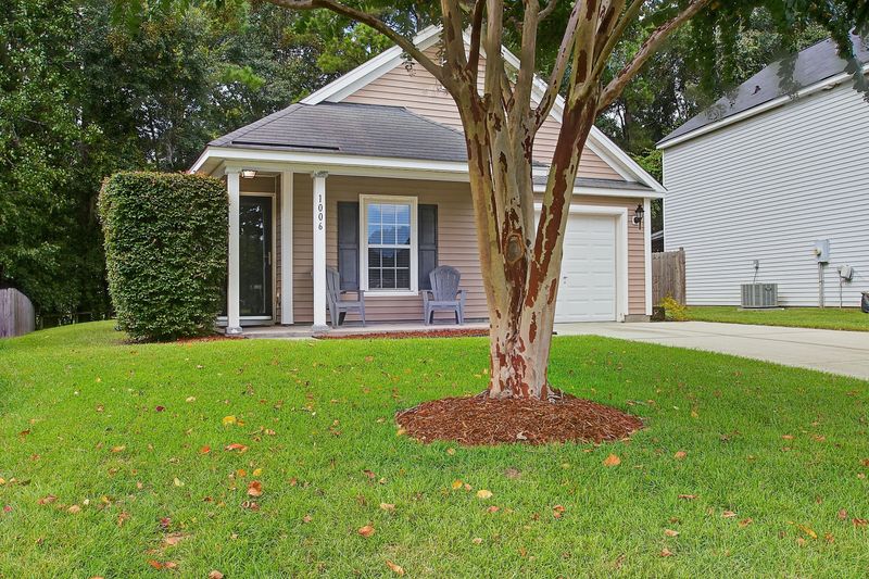 1006 Deerberry Rd, Goose Creek, SC 29445