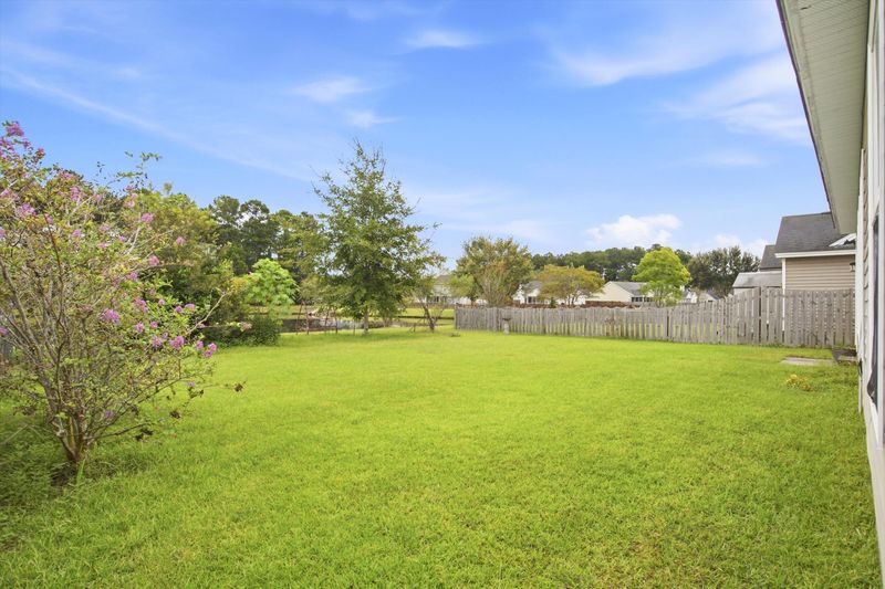 265 Avonshire Dr, Summerville, SC 29483