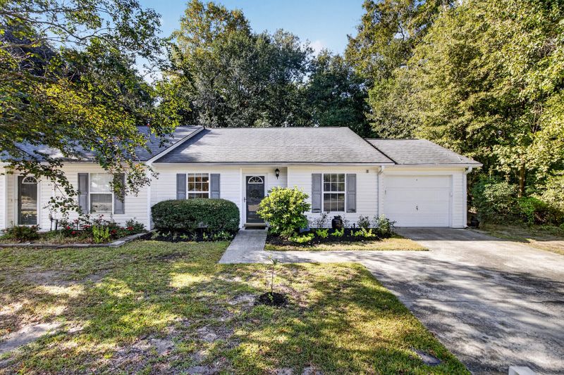 1565 Brianna Ln, Charleston, SC 29412