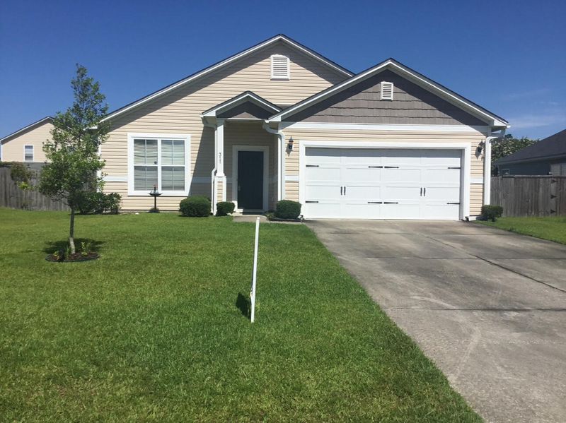 311 Mossy Wood Rd, Summerville, SC 29486