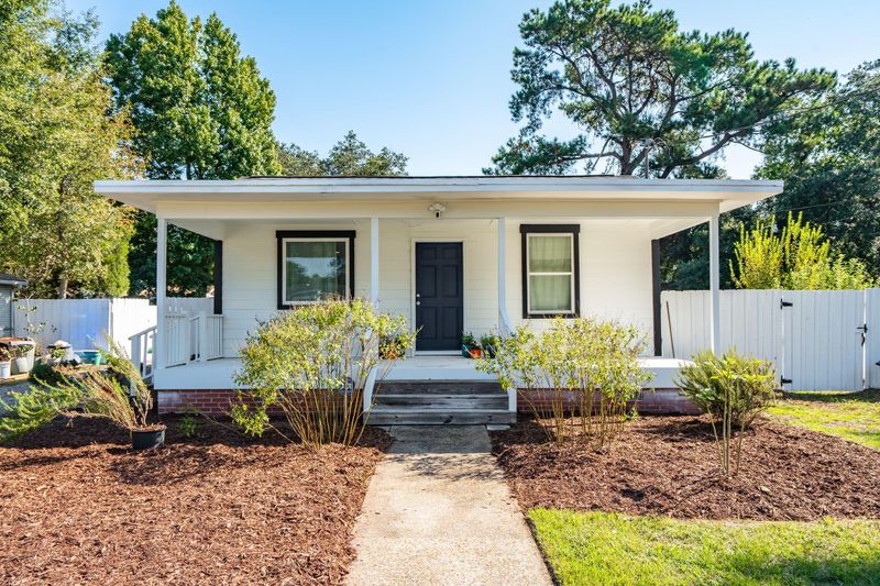 4718 Ivydale Dr, North Charleston, SC 29405