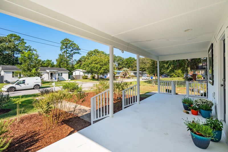 4718 Ivydale Dr, North Charleston, SC 29405
