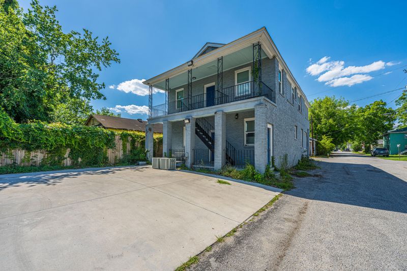 2001 Hugo Ave #A & B, North Charleston, SC 29405