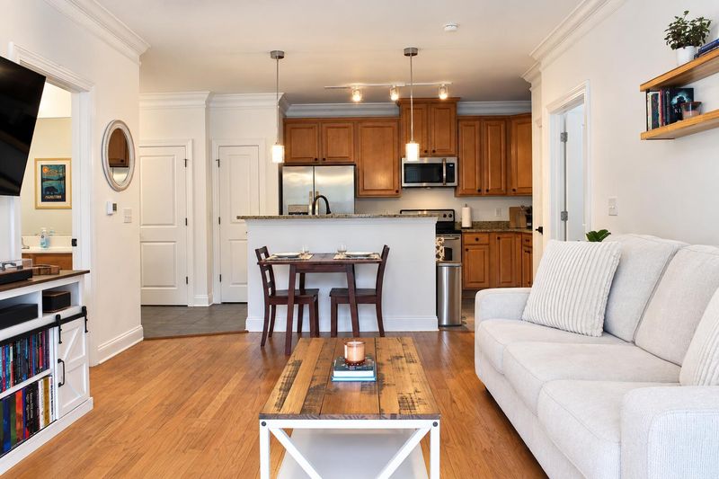 2000 Belle Isle Ave #101, Mount Pleasant, SC 29464