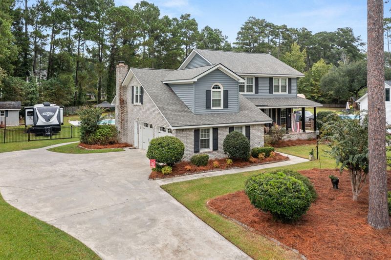1033 Trotters Blvd, Summerville, SC 29483