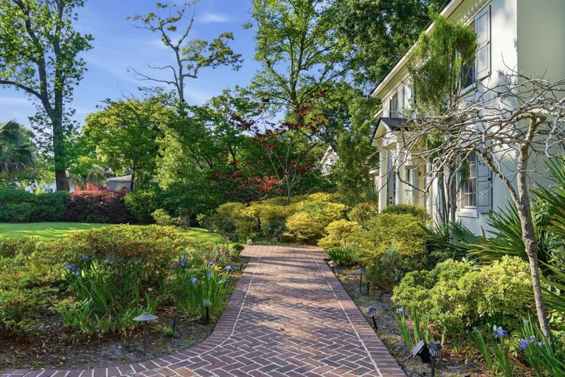 32 Jamestown Rd, Charleston, SC 29407