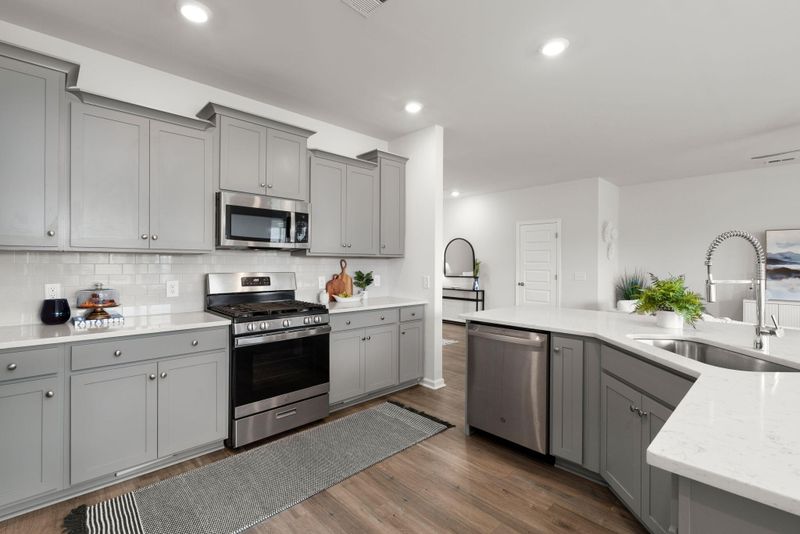 304 Firewheel Ct, Summerville, SC 29486