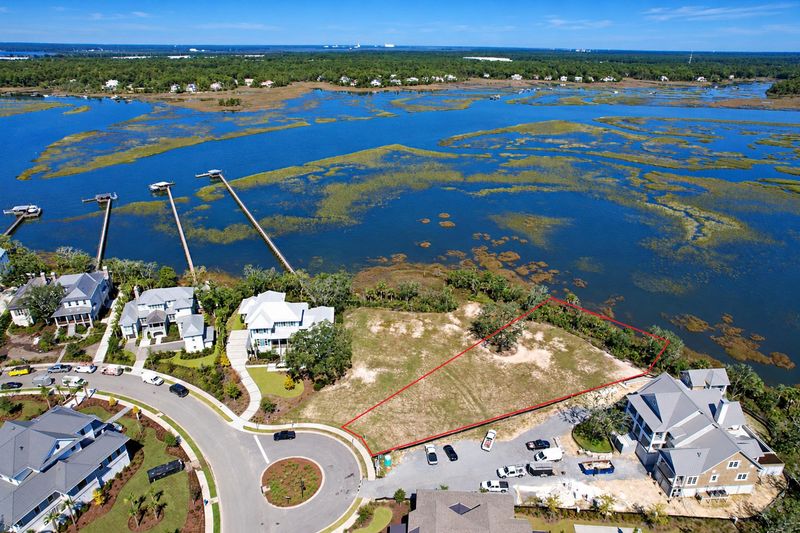 917 Fish Camp Rd, Charleston, SC 29492