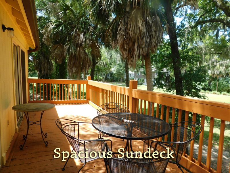 333 Sea Cloud Cir #Share G, Edisto Island, SC 29438