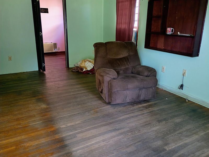 3855 Hottinger Ave, North Charleston, SC 29405