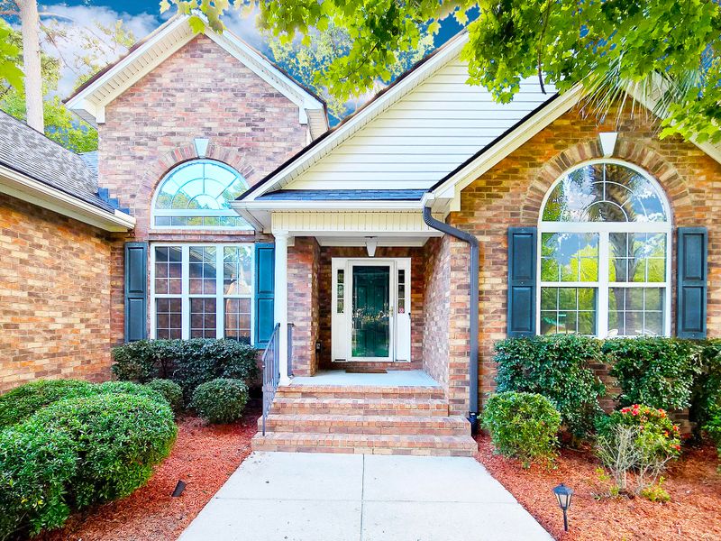5444 Clairmont Ln, North Charleston, SC 29420