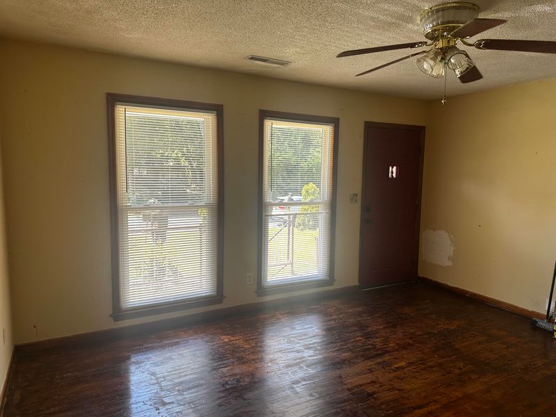 105 Wren Ct, Summerville, SC 29485