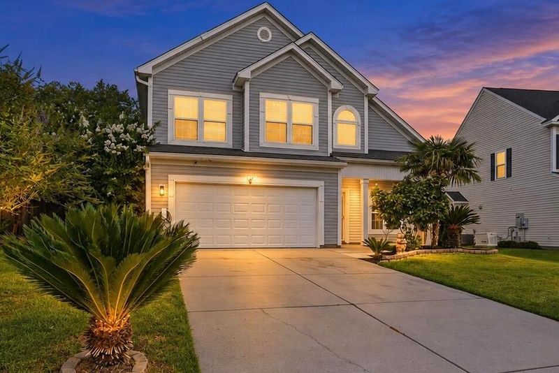 102 Tandil Ct, Summerville, SC 29483