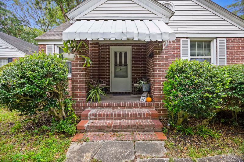 54 Yeadon Ave, Charleston, SC 29407