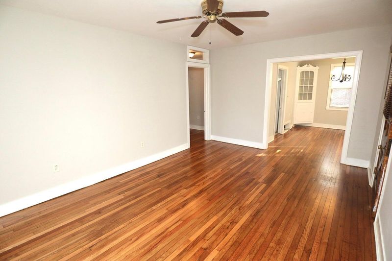 54 Yeadon Ave, Charleston, SC 29407