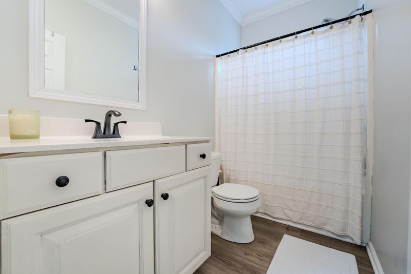 1905 Bristle Pine Ct, Mount Pleasant, SC 29466