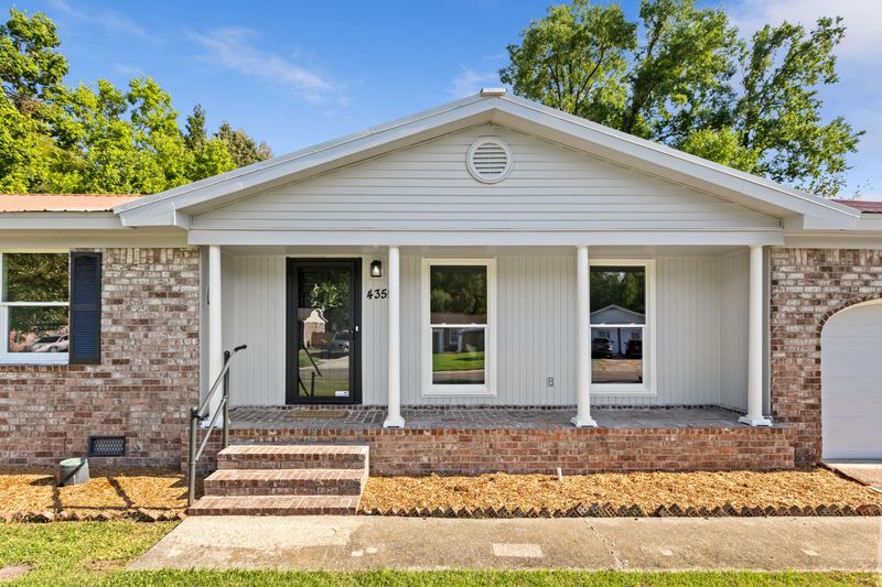 4355 Covington Dr, North Charleston, SC 29418