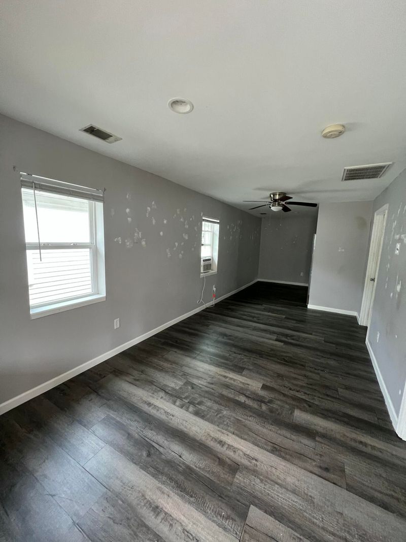1125 Armstrong Ave, Charleston, SC 29407