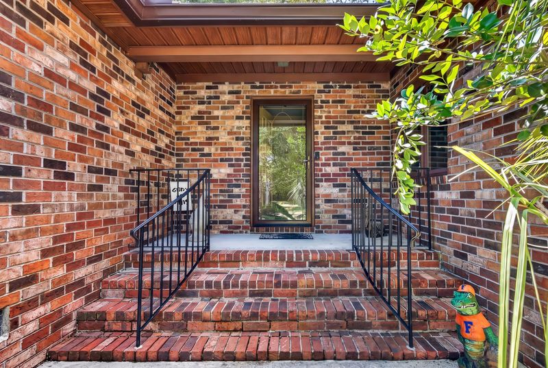 132 Fox Chase Dr, Goose Creek, SC 29445