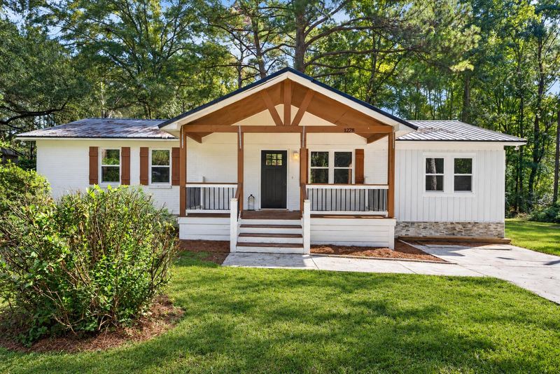 1278 Saxby Hill Rd, Walterboro, SC 29488