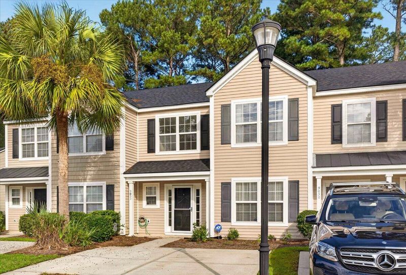 9032 Maple Grove Dr, Summerville, SC 29485