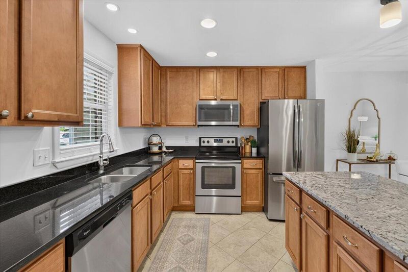159 Heritage Cir #K-6, Mount Pleasant, SC 29464