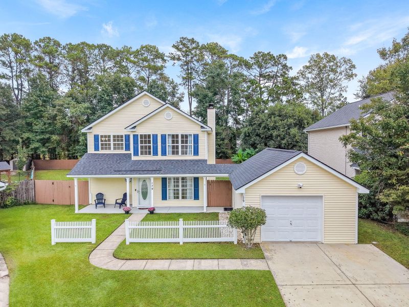 179 Moon Dance Ln, Summerville, SC 29483