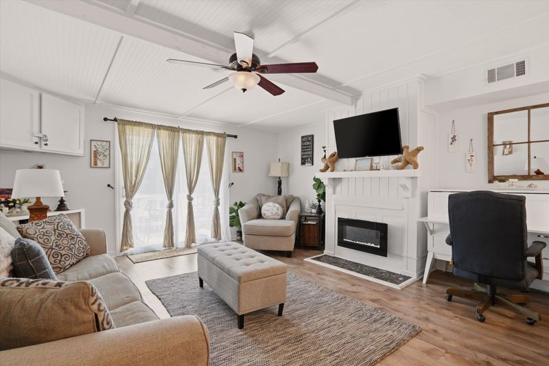 260 Driftwood Ln, Edisto Island, SC 29438