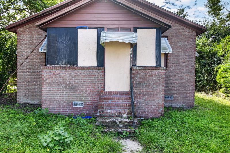 2056 Jacksonville Rd, North Charleston, SC 29405